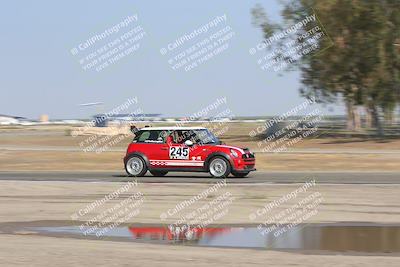 media/Sep-20-2025-Extreme Speed (Sat) [[1fcc23683c]]/Orange (Mid Intermediate)/Session 1 (Sunset)/